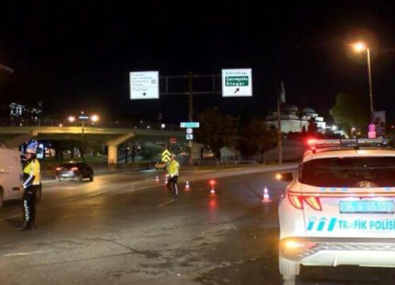 İstanbul'da Yollar Trafiğe Kapalı