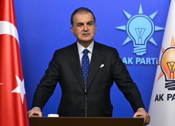 Ömer Çelik’ten CHP’ye yanıt: Cumhurbaşkanımız saygısızlığa izin verilmeyeceğini açıklamıştır