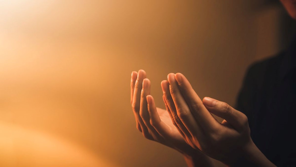 **Rabbena Duaları: Anlamı, Okunuşu ve Faziletleri (SEO Uyumlu)**