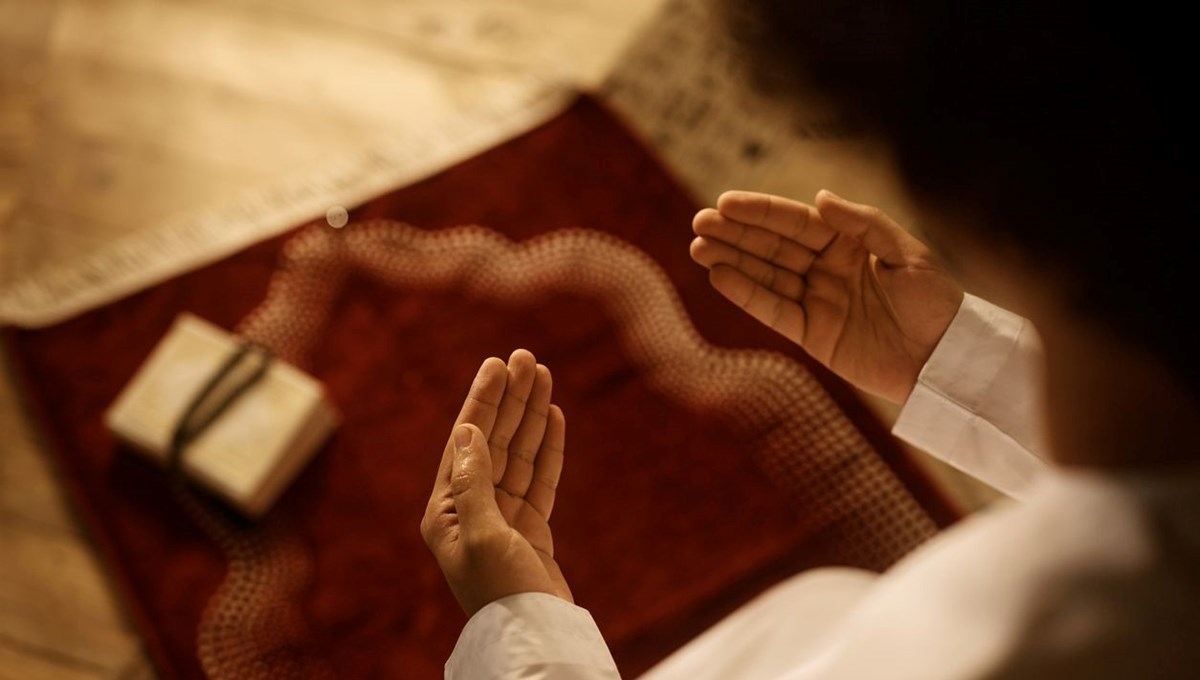 Namaz Nasıl Kılınır? İşte Adım Adım Namaz Rehberi!